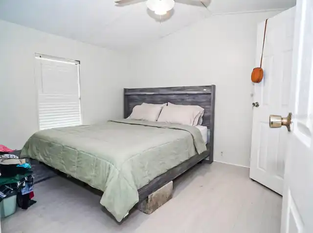 Listing Photo 18