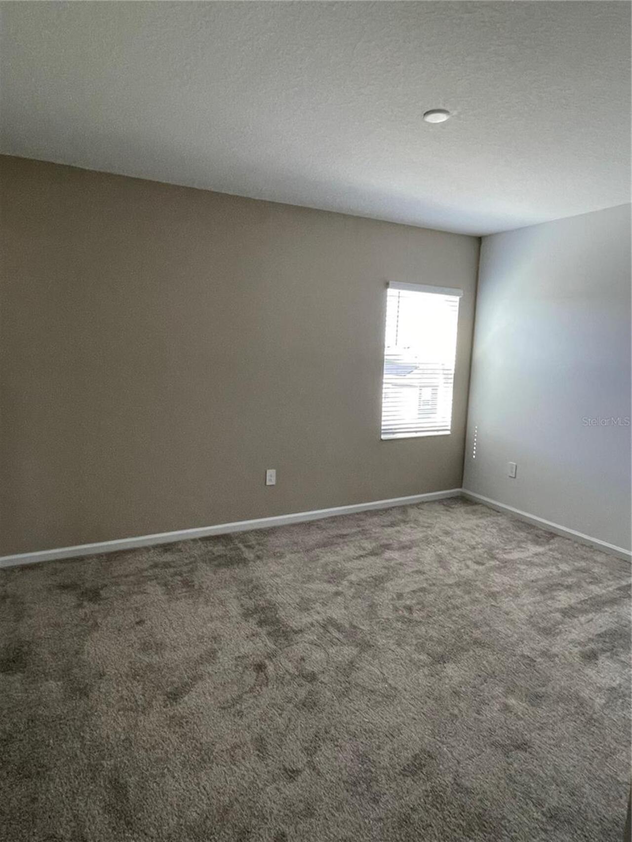 Listing Photo 24