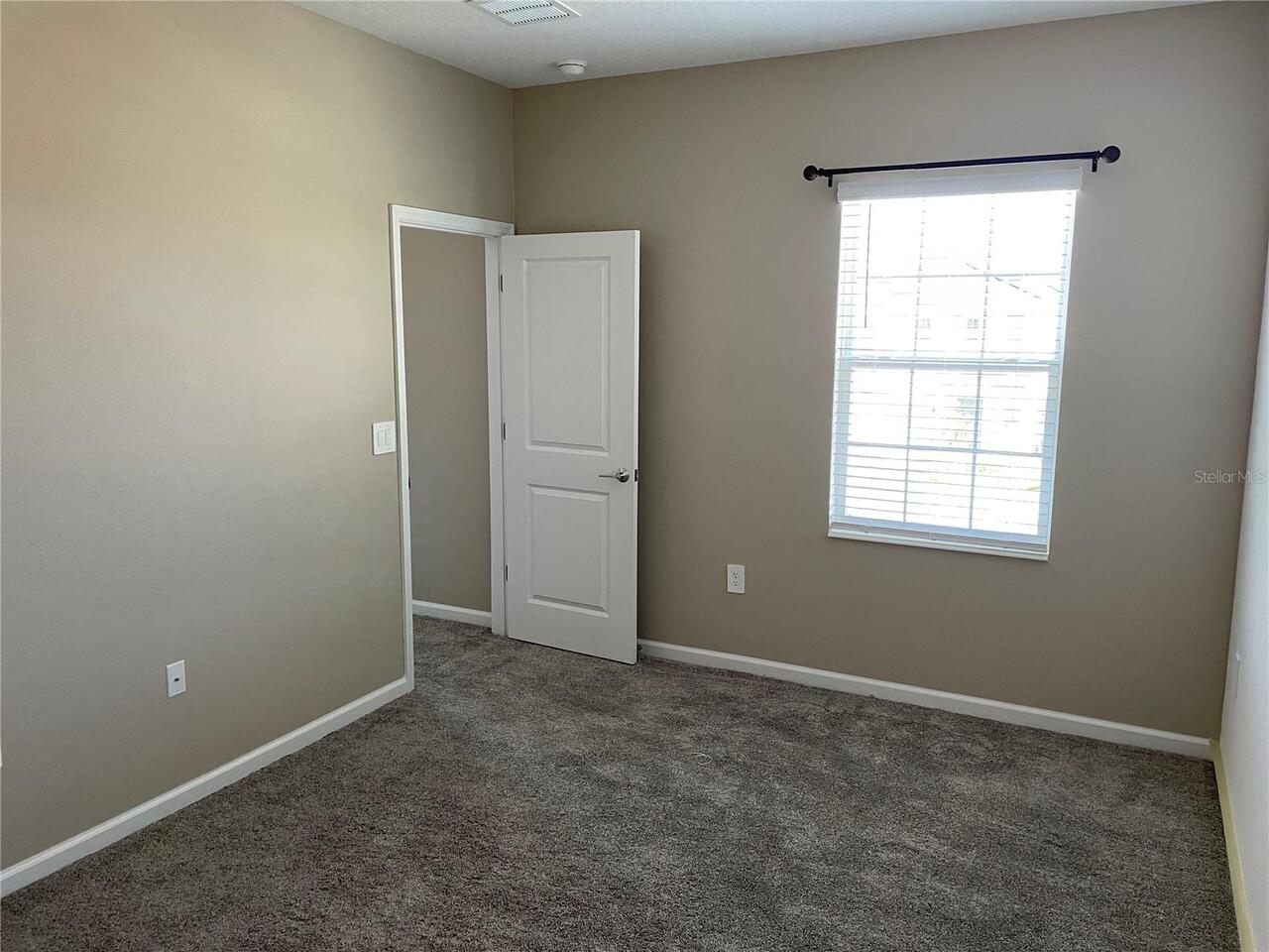 Listing Photo 28