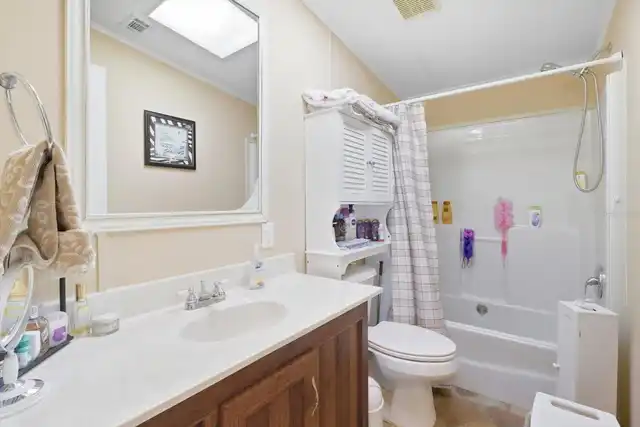 Listing Photo 28