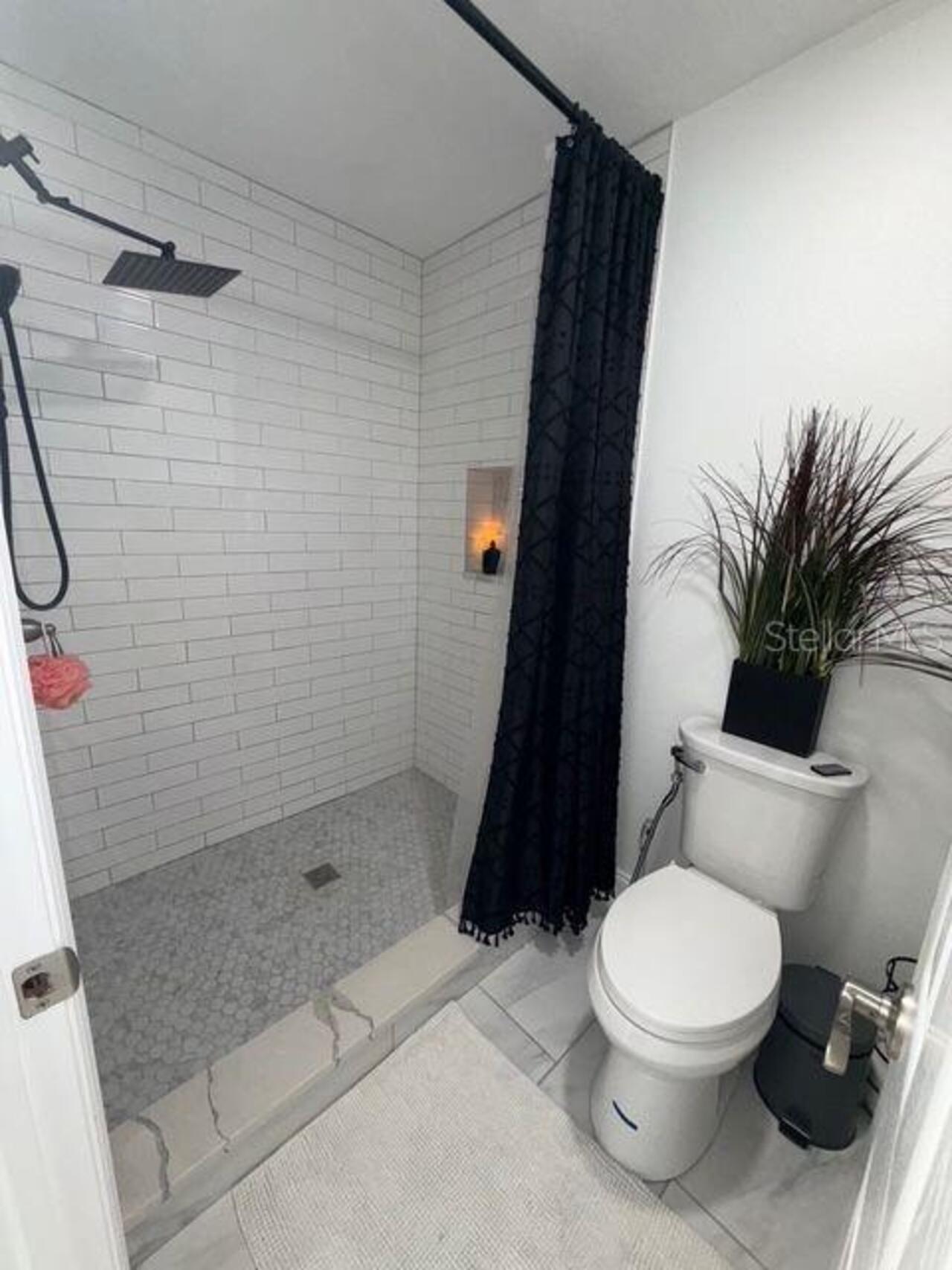 Listing Photo 20
