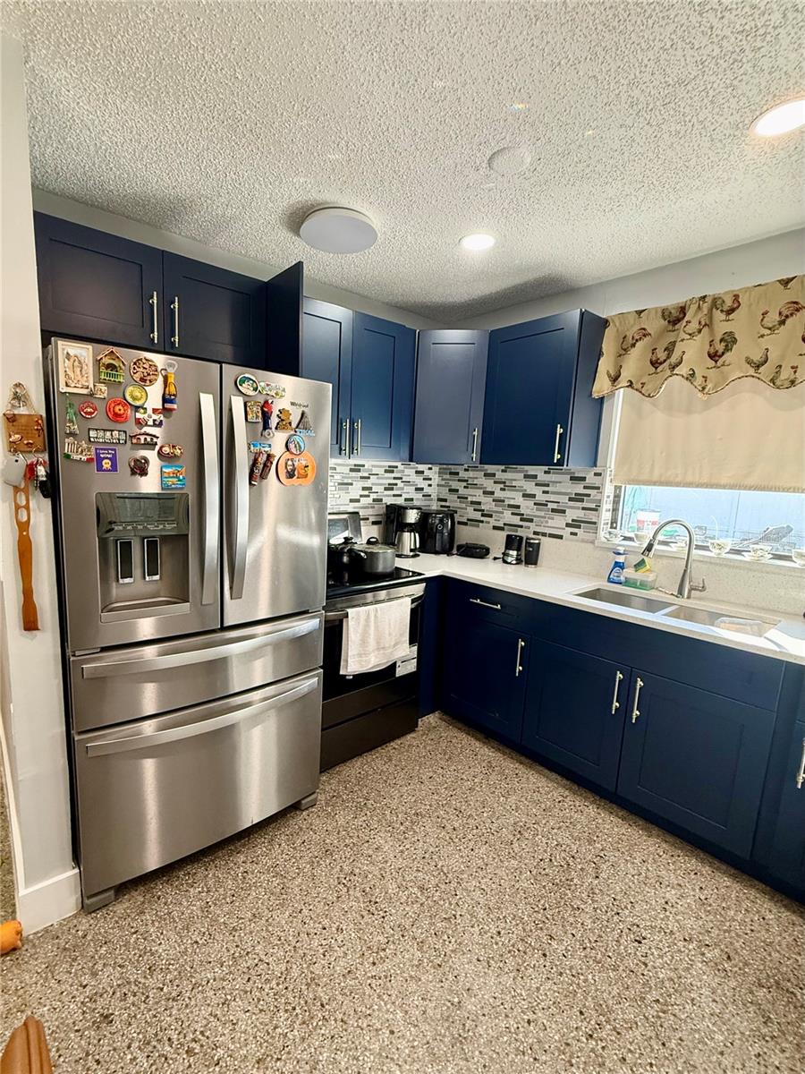 Listing Photo 11