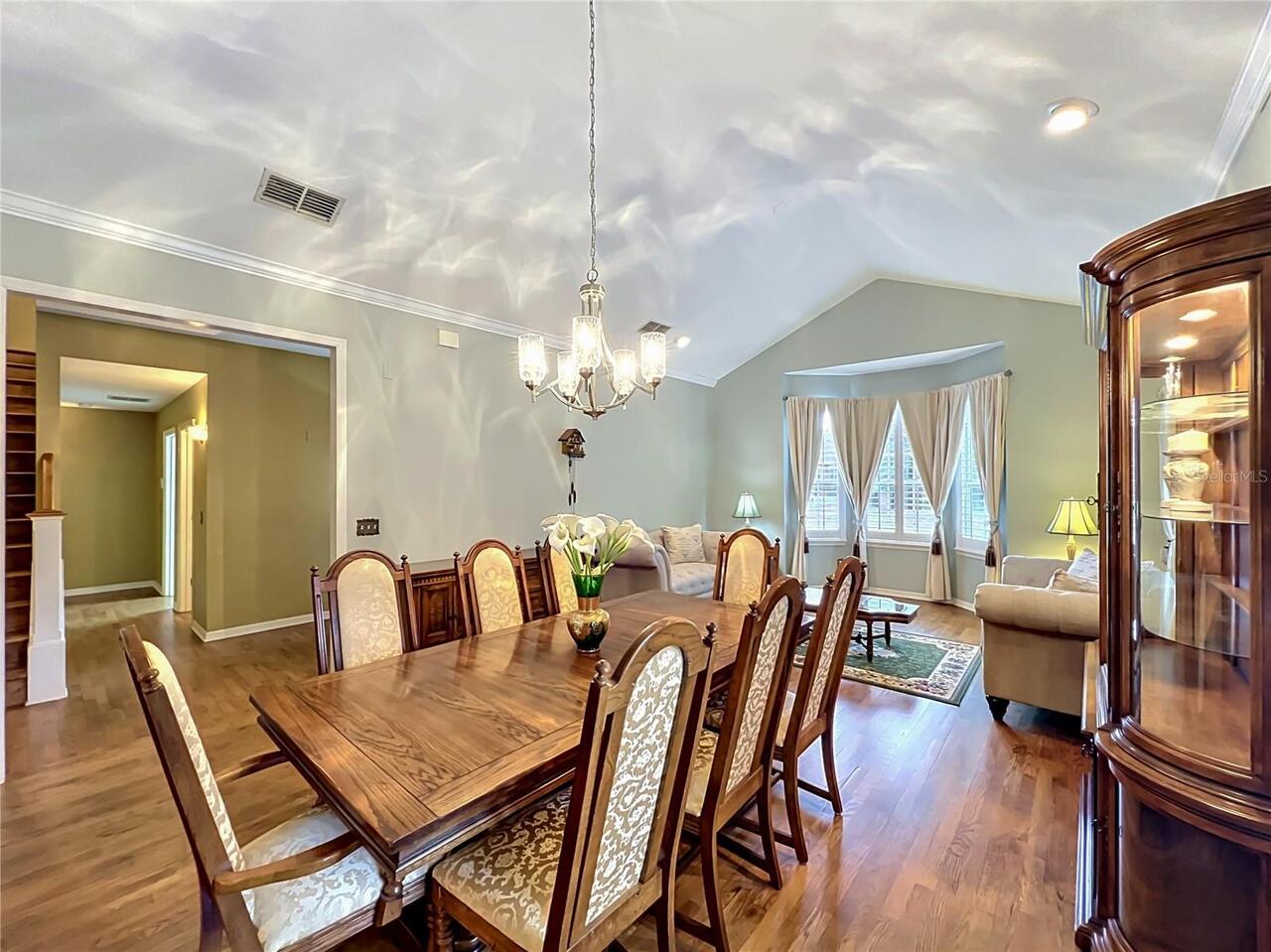 Listing Photo 8