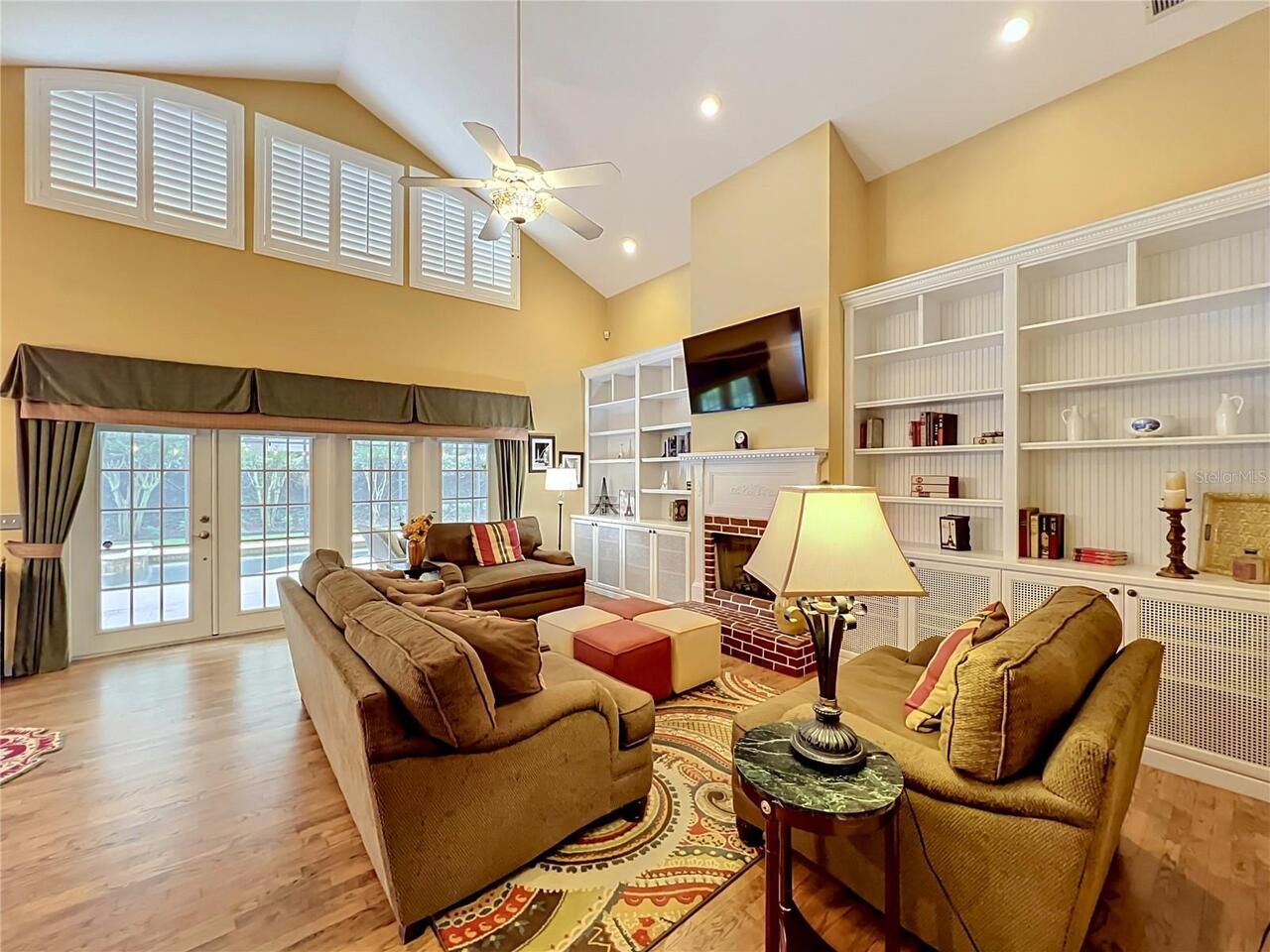 Listing Photo 10
