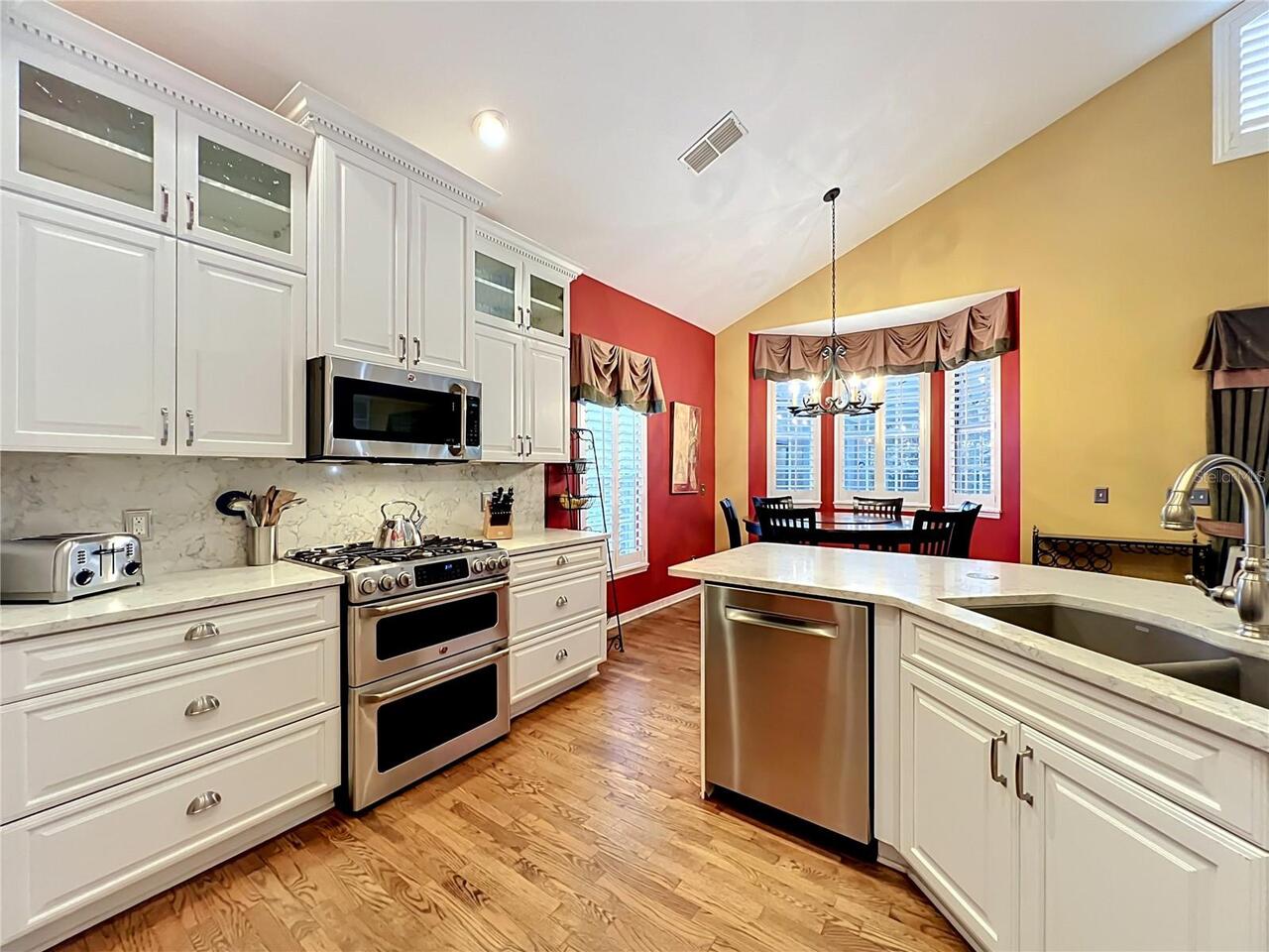 Listing Photo 16