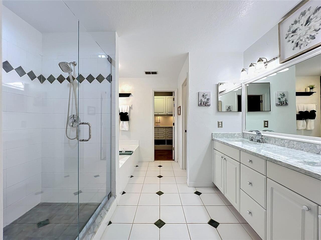 Listing Photo 33