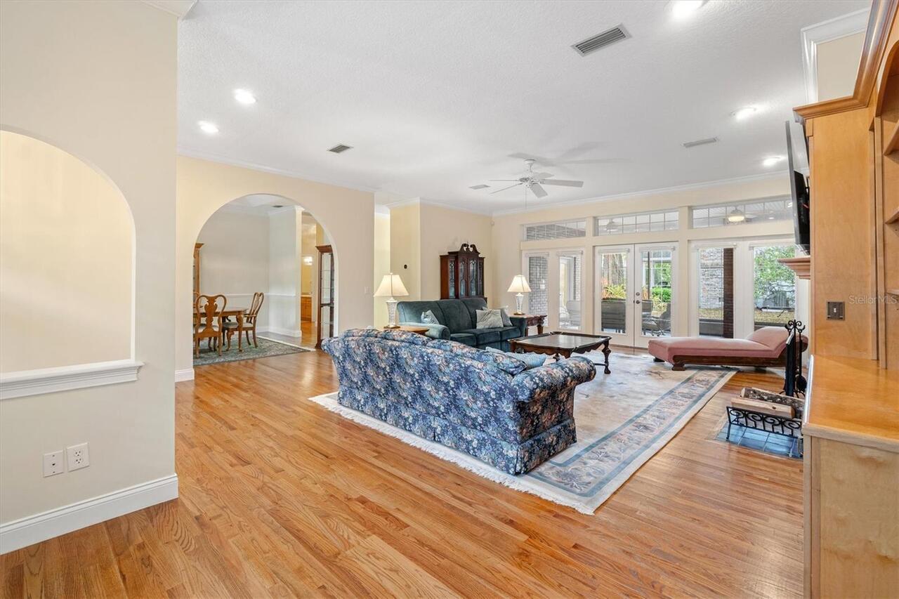 Listing Photo 7