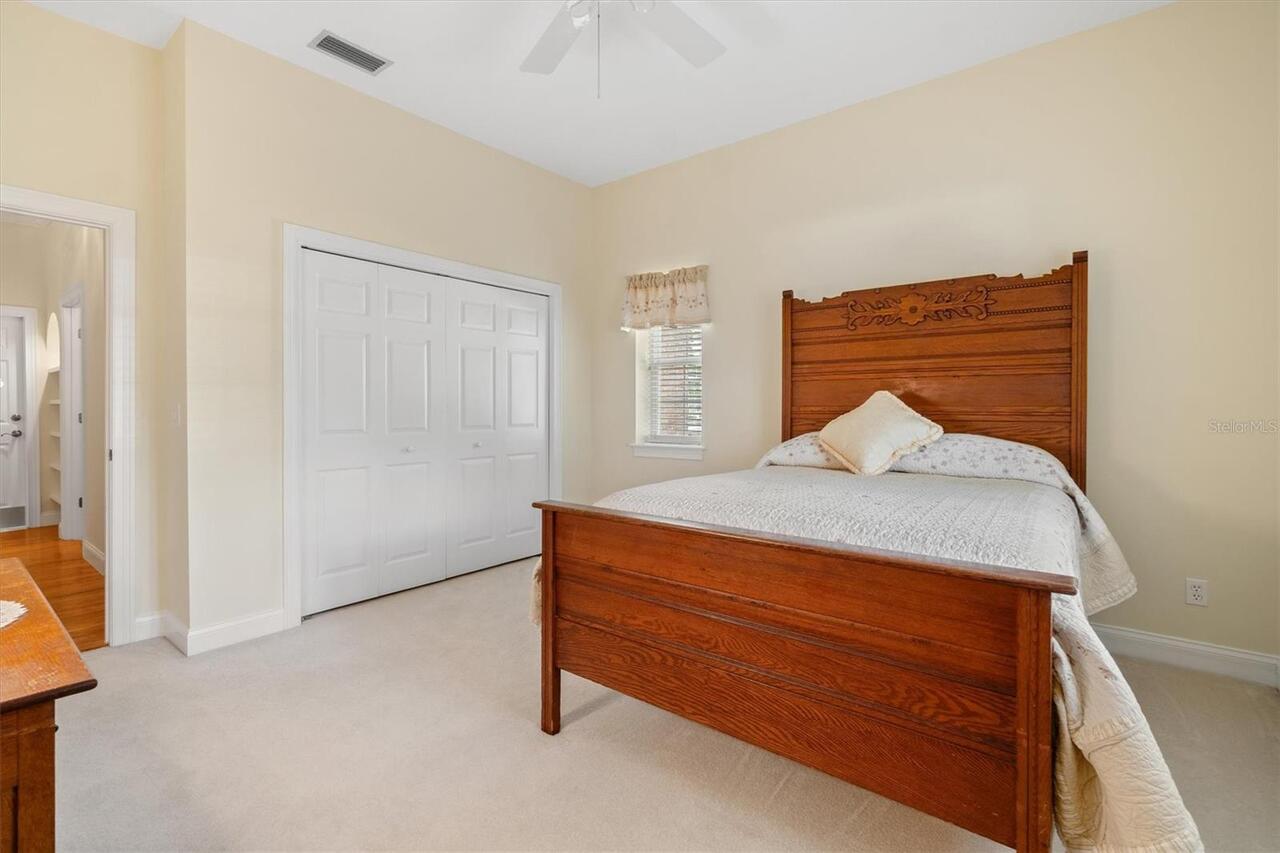 Listing Photo 37