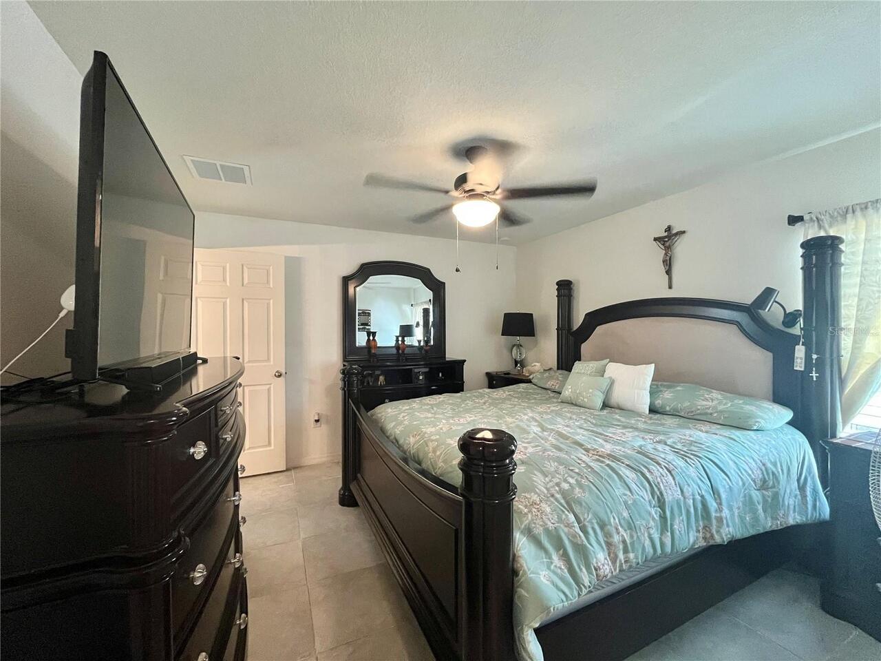 Listing Photo 33