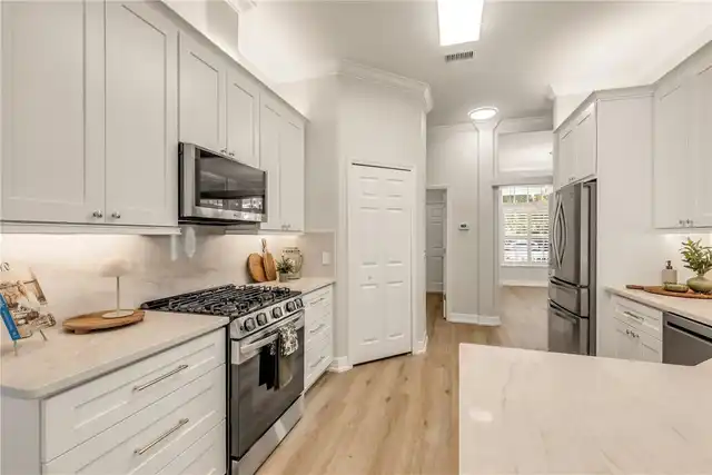 Listing Photo 21