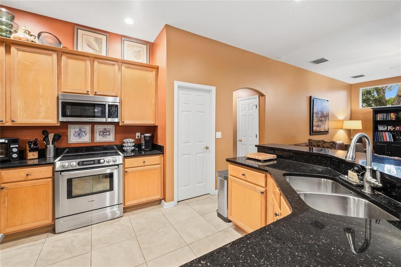 Listing Photo 10