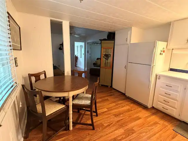 Listing Photo 6
