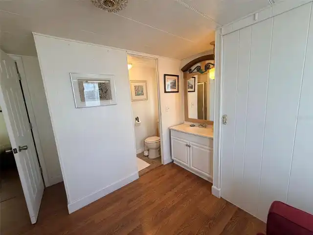 Listing Photo 16