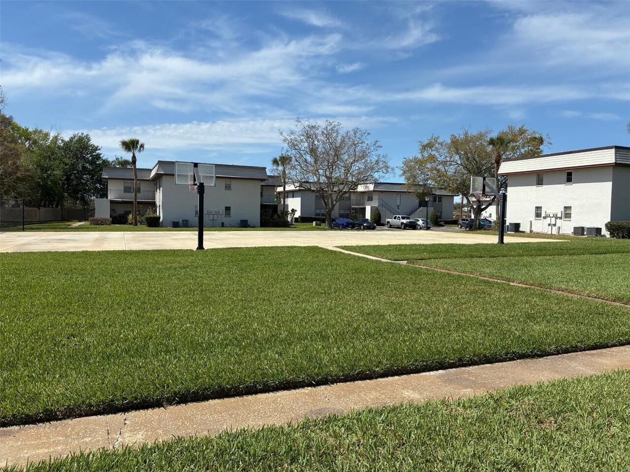 Listing Photo 16