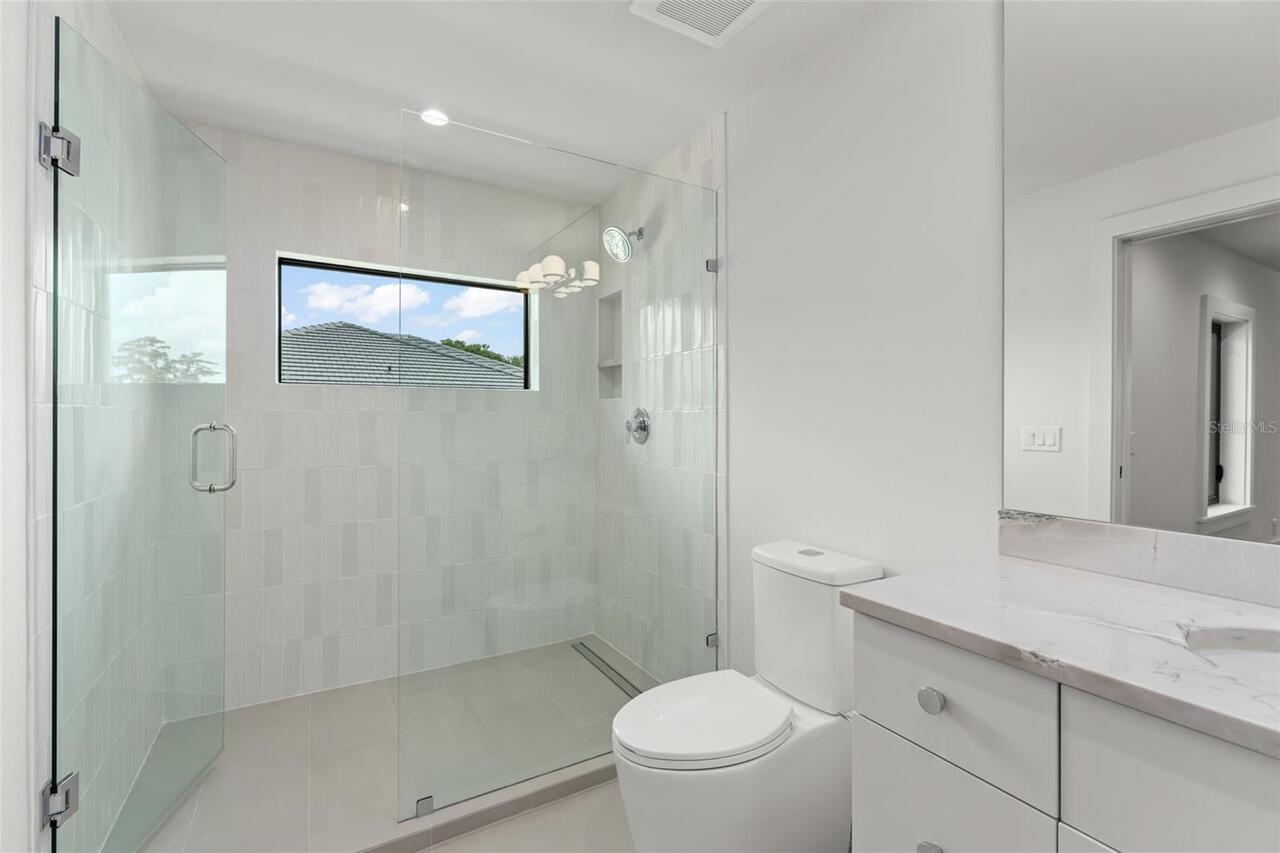 Listing Photo 38