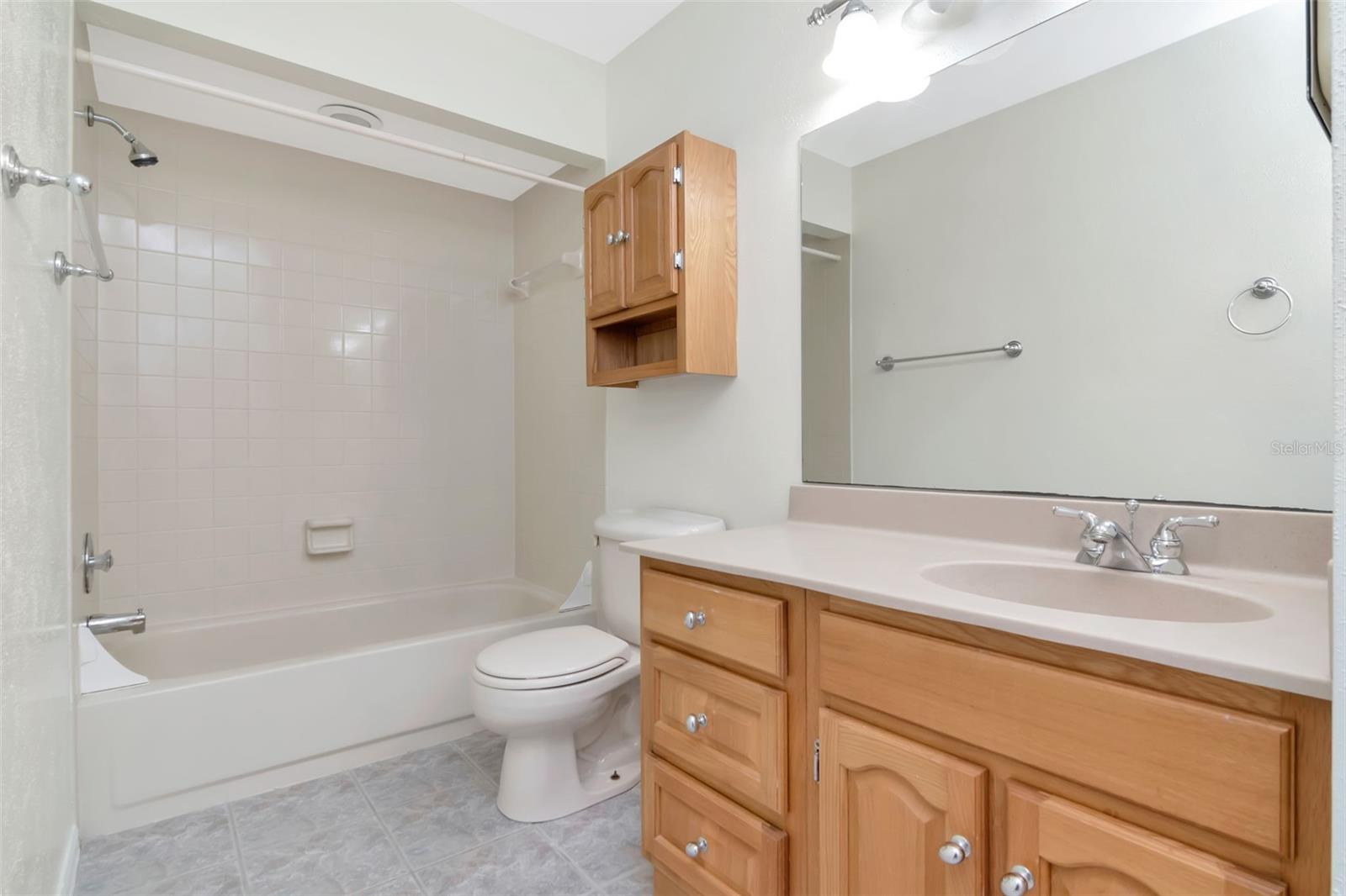 Listing Photo 11