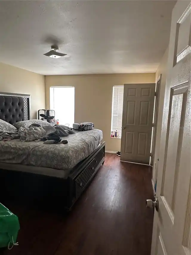 Listing Photo 12