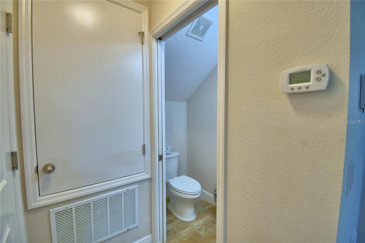 Listing Photo 12