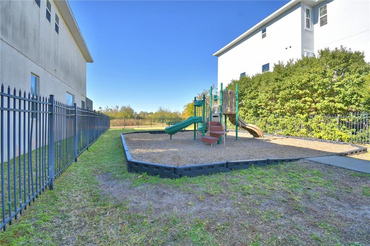 Listing Photo 44