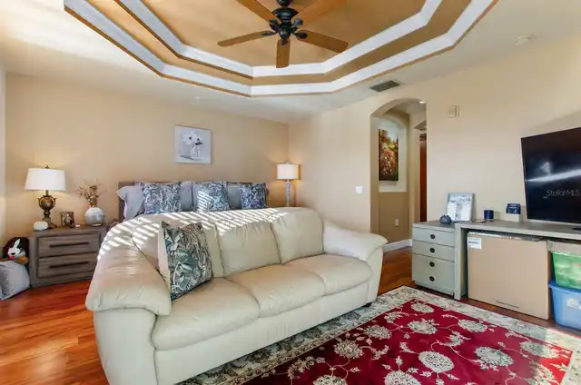 Listing Photo 17