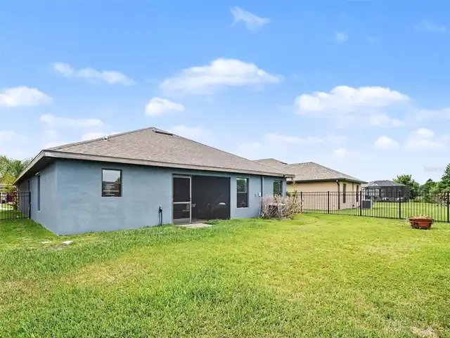 Listing Photo 28