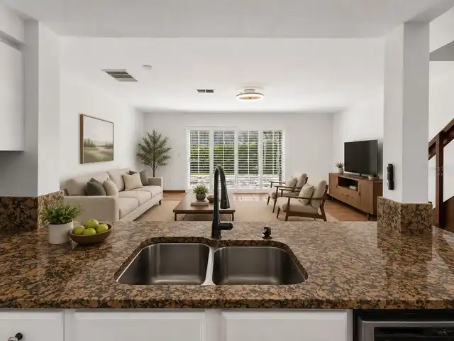 Listing Photo 15