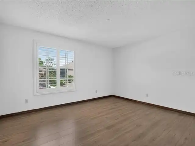 Listing Photo 27