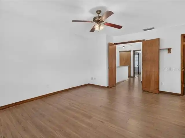 Listing Photo 32