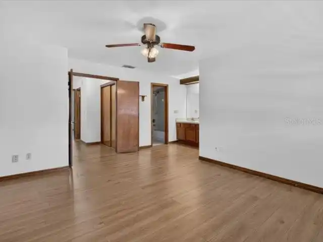 Listing Photo 33
