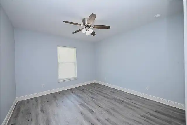 Listing Photo 28