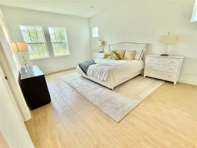 Listing Photo 15