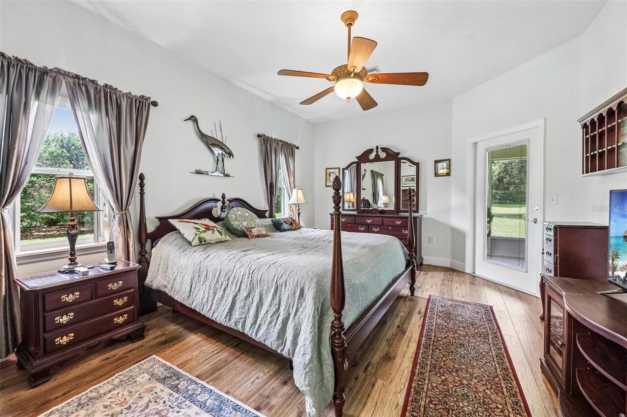 Listing Photo 23
