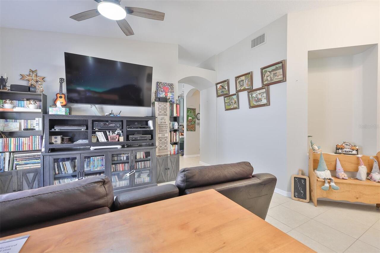 Listing Photo 14
