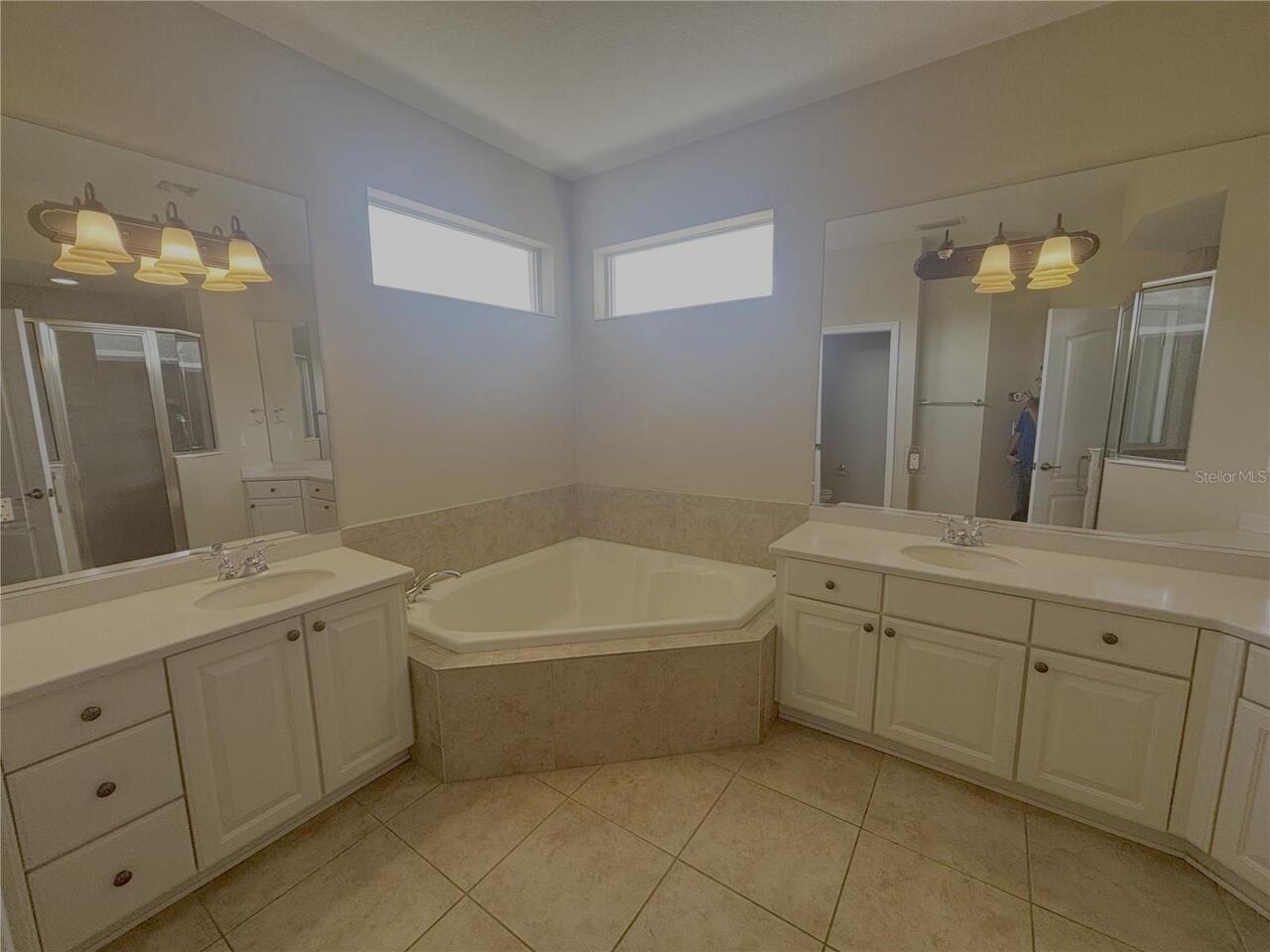 Listing Photo 14