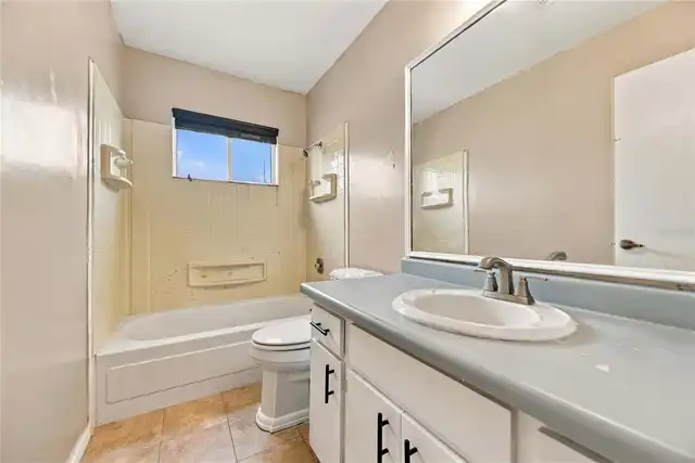 Listing Photo 17