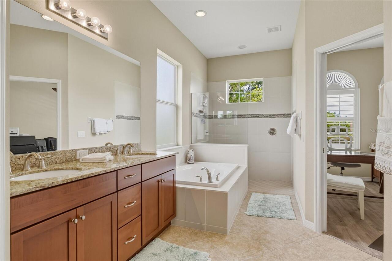 Listing Photo 19