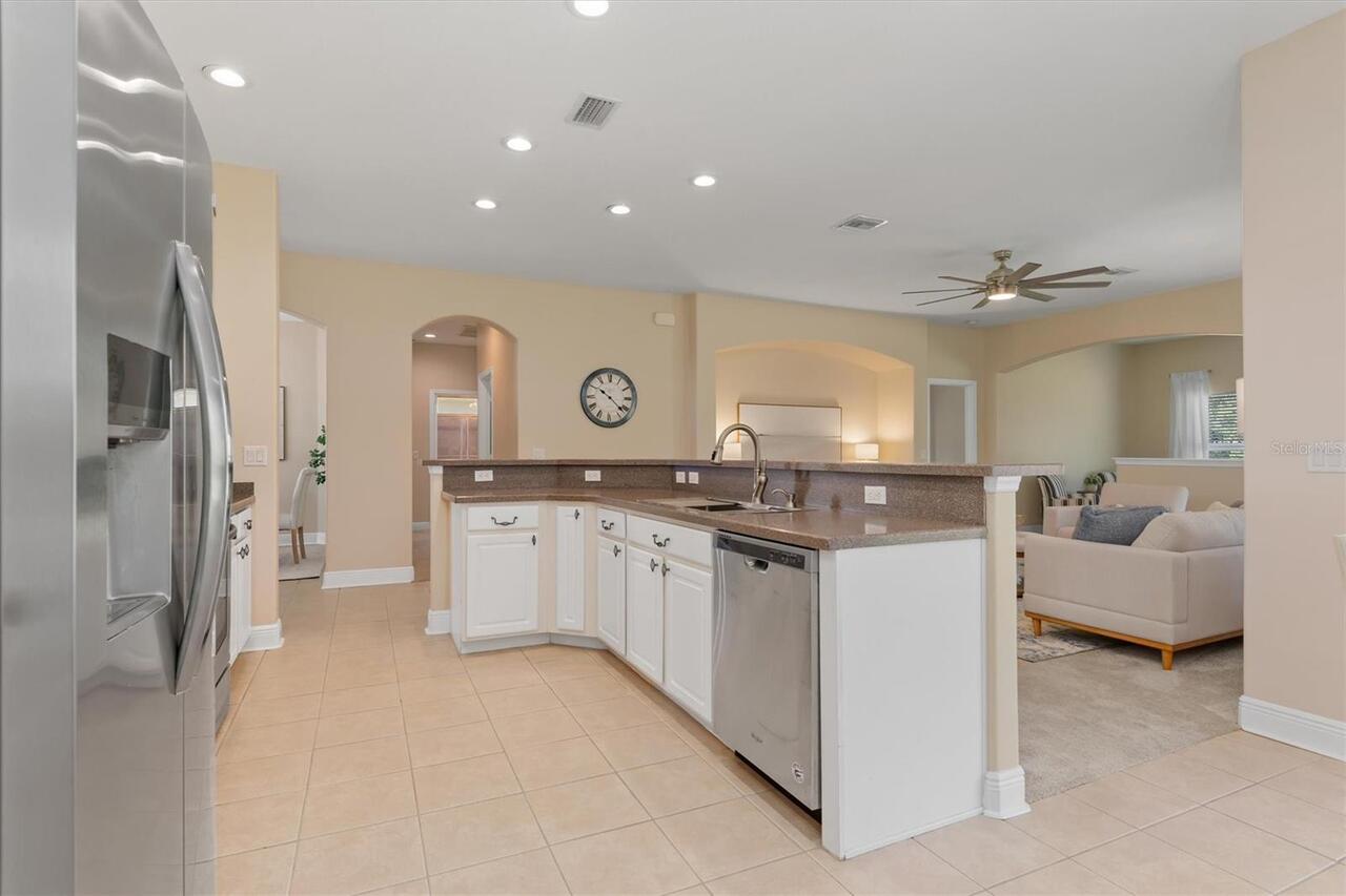 Listing Photo 9