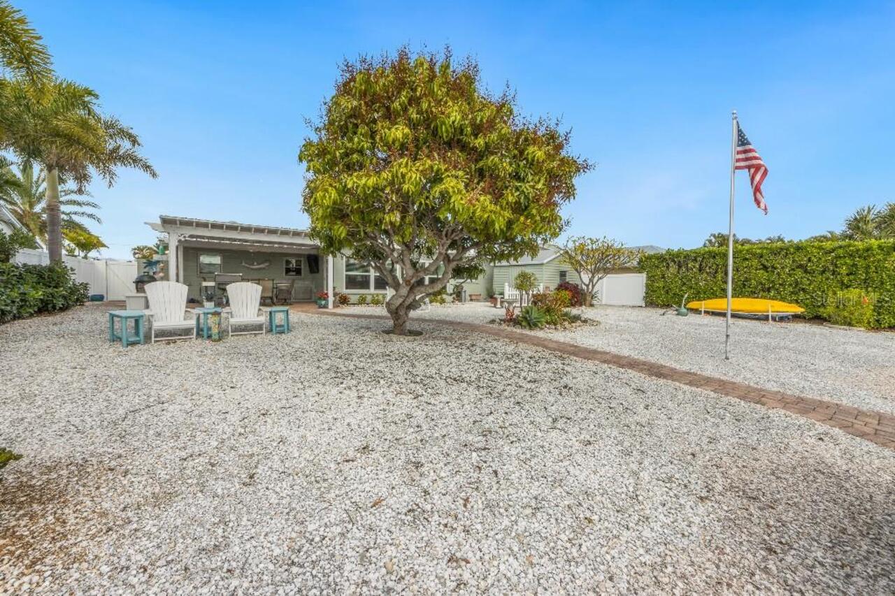 Listing Photo 18