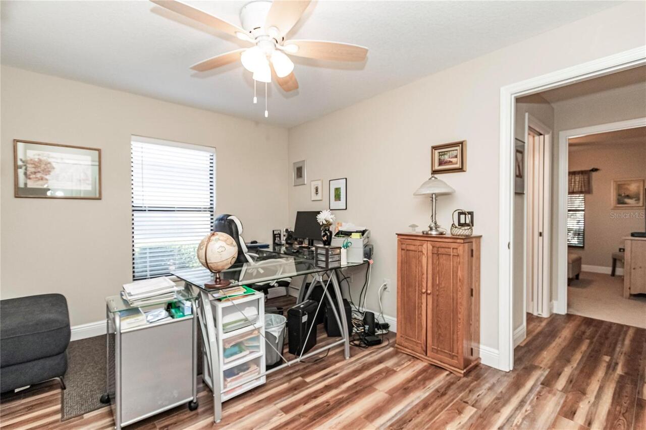 Listing Photo 12