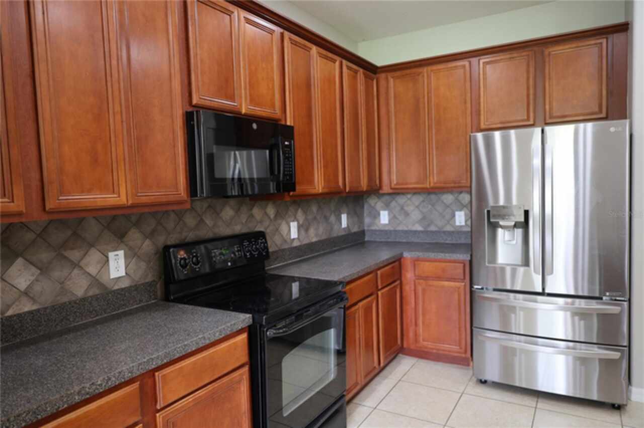 Listing Photo 6
