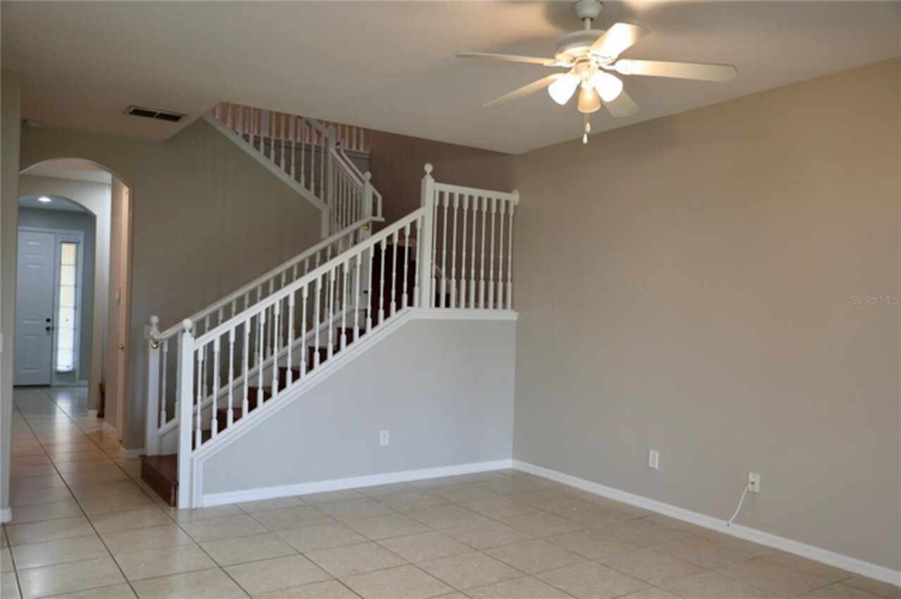 Listing Photo 9