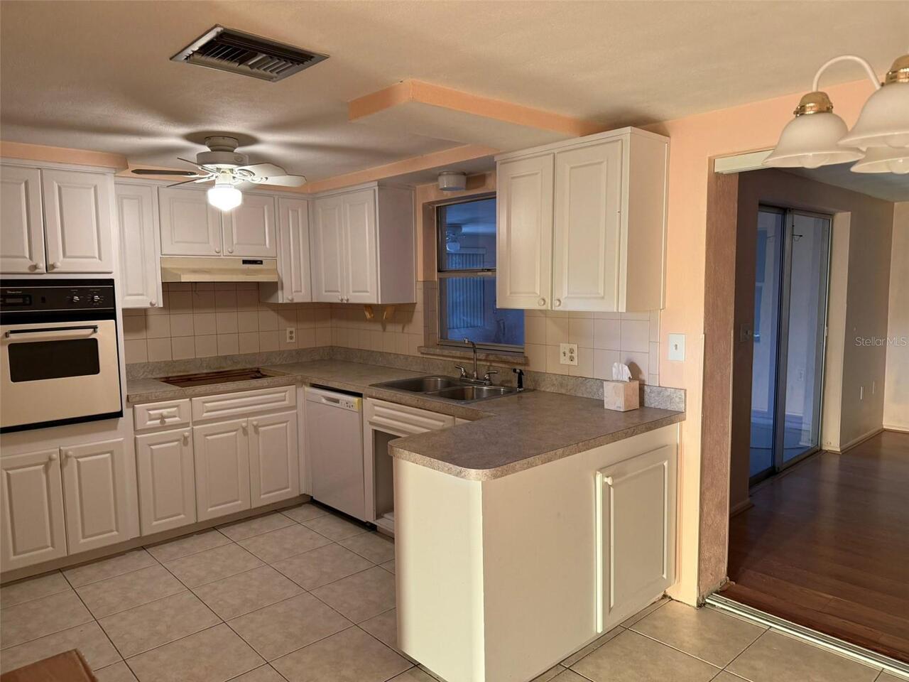 Listing Photo 7