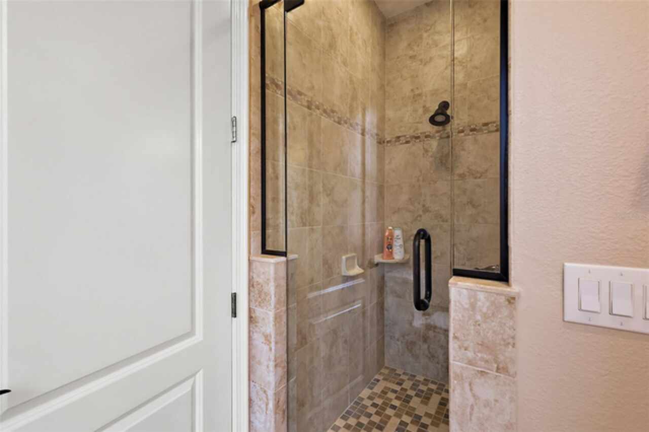 Listing Photo 38
