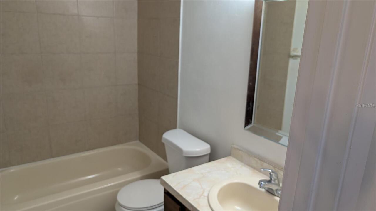 Listing Photo 9