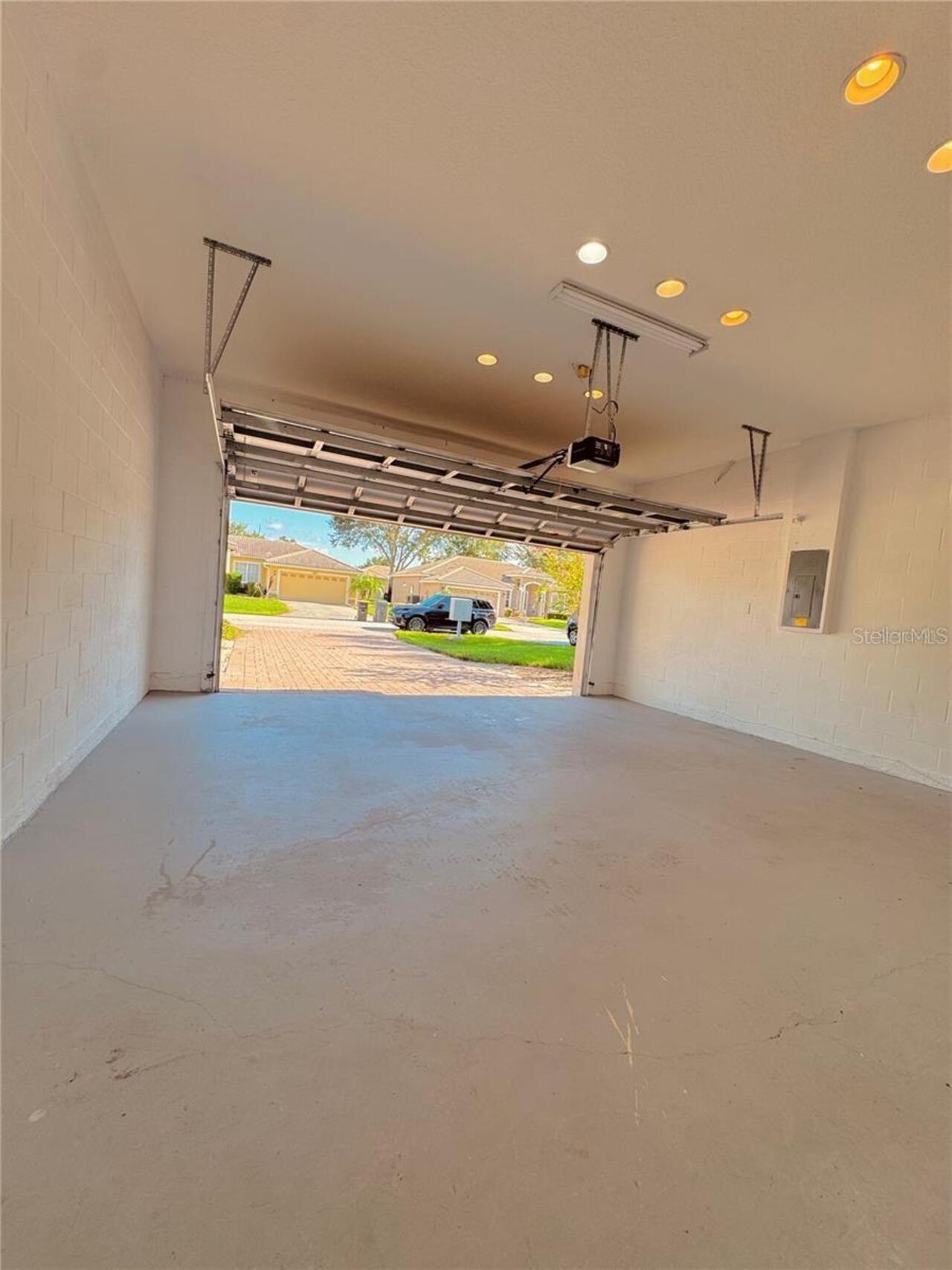 Listing Photo 17