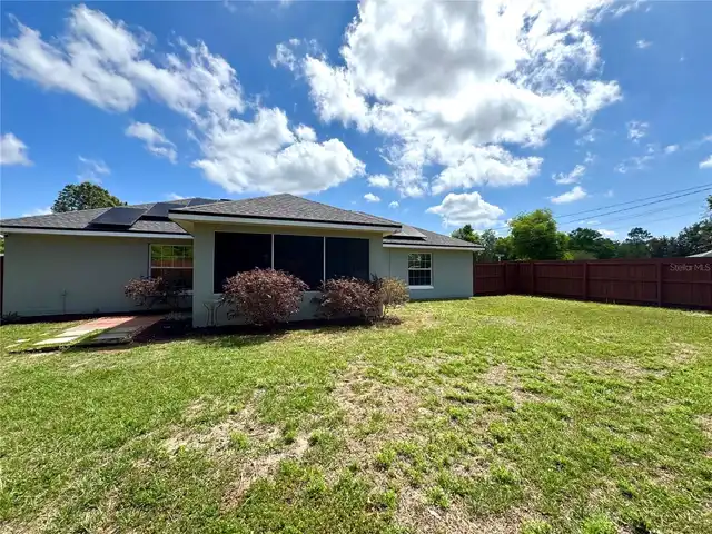 Listing Photo 9