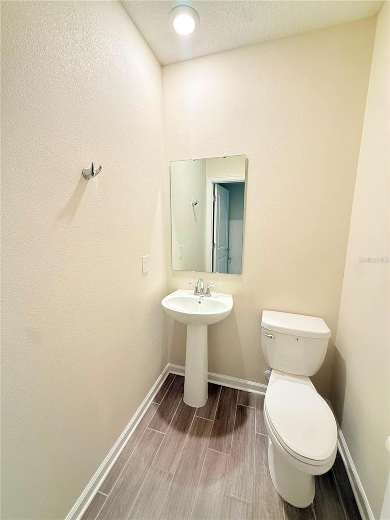 Listing Photo 11