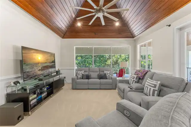 Listing Photo 42