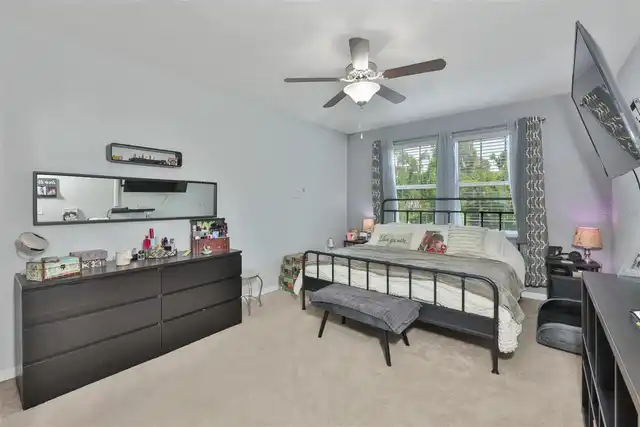 Listing Photo 22