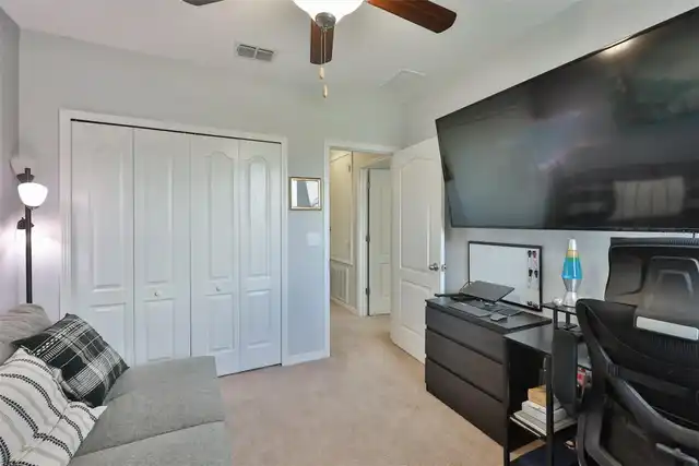 Listing Photo 32